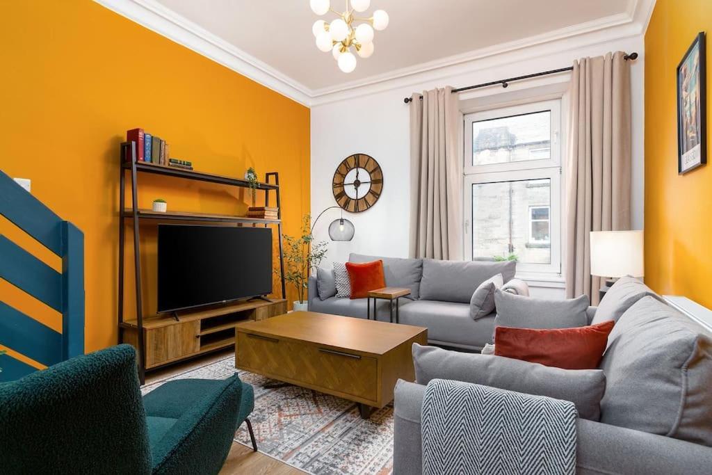 The Stylish 3-Bedroom Maisonette Retreat Stirling Exterior photo