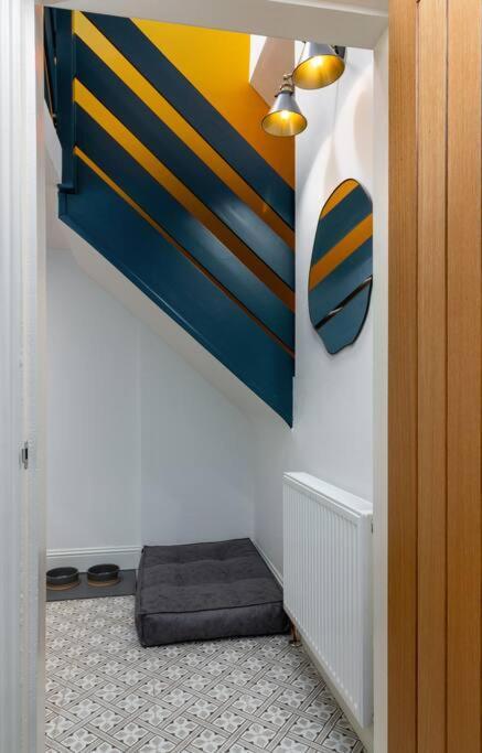 The Stylish 3-Bedroom Maisonette Retreat Stirling Exterior photo