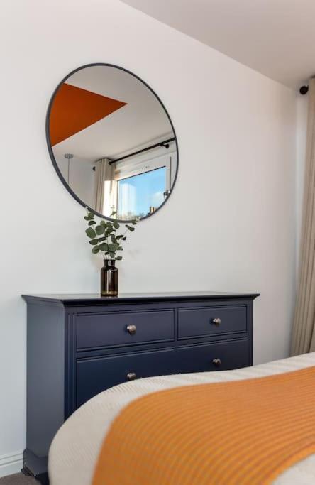 The Stylish 3-Bedroom Maisonette Retreat Stirling Exterior photo
